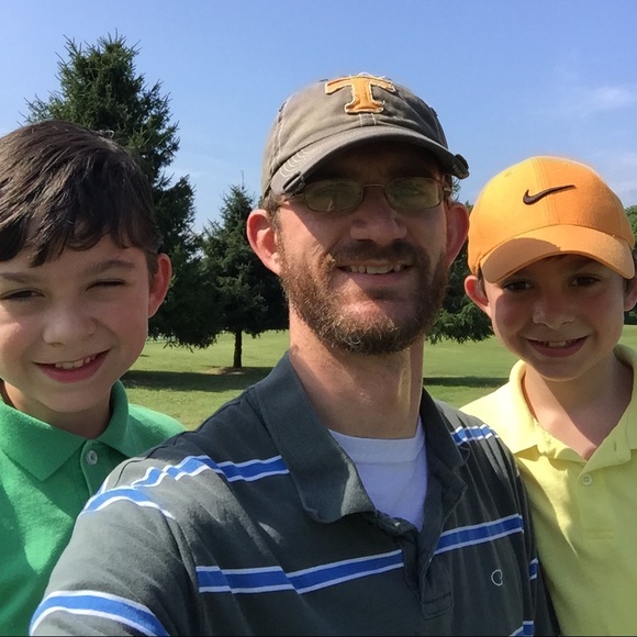 Meet your Posher, April - Picture 9 of 10